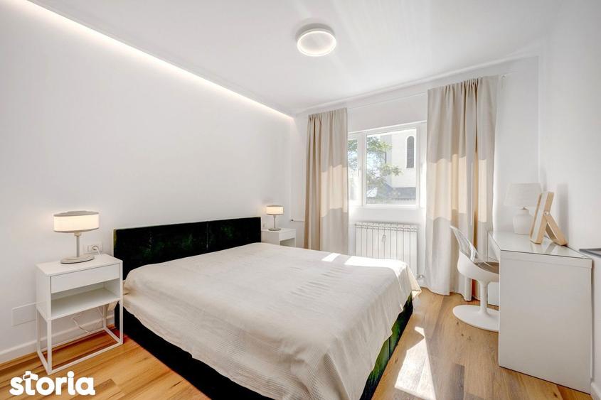 Apartament cu 3 camere semidecomandat în Floreasca