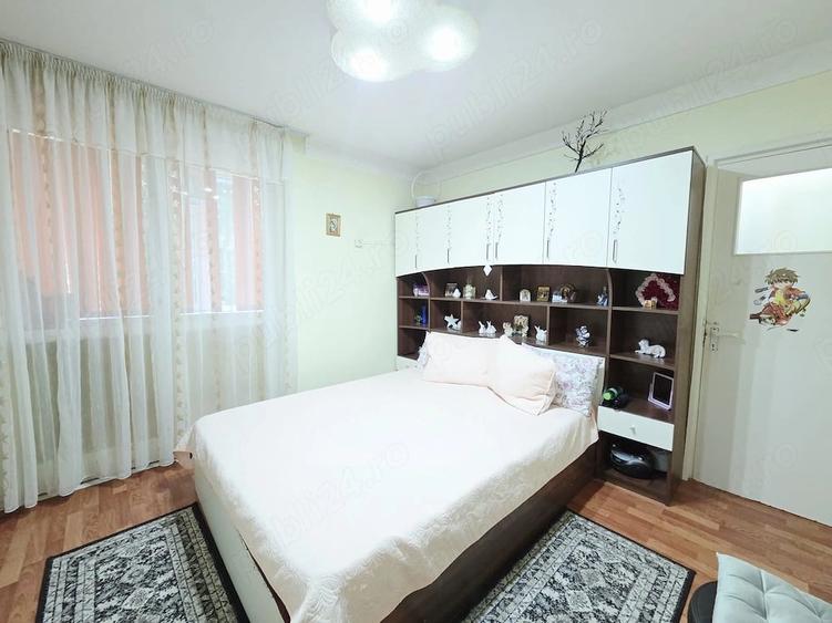 Apartament cu 3 camere semidecomandat în Țiglina 3