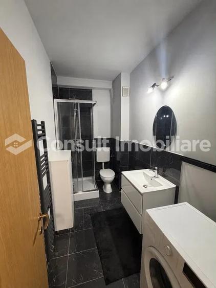 Apartament cu 2 camere semidecomandat, mobilat în Iris