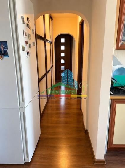 Apartament cu 3 camere decomandat în Brăilei