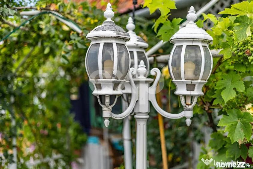 Casă cu 5 camere cu Teren 1866 Mp în Central