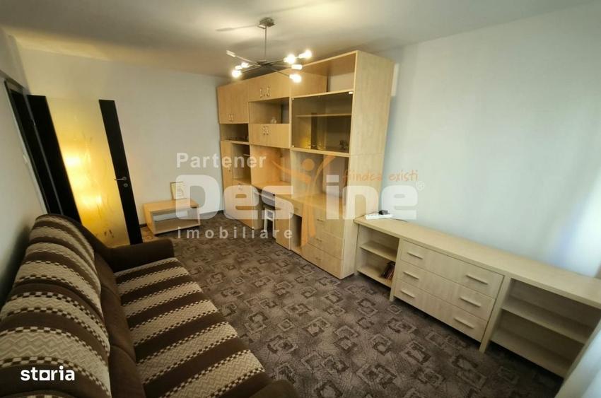 Apartament cu 2 camere decomandat în Răcădău