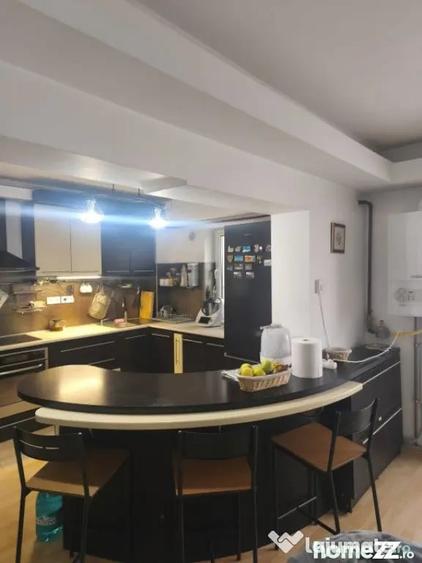 Apartament cu 4 camere decomandat în Rădăuți