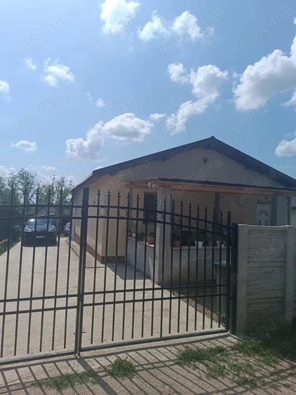 Casă cu Teren 720 Mp în Popești