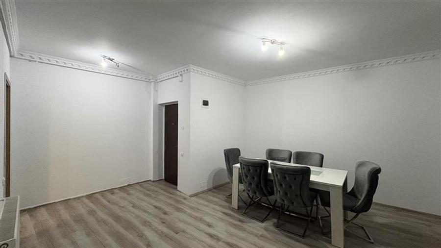 Apartament cu 2 camere circular, mobilat în Dâmbul Rotund