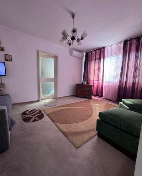 Apartament cu 2 camere nedecomandat în Podu Roș