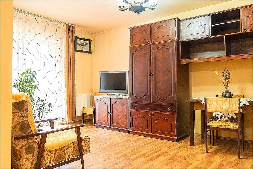 Vanzare apartament 2 camere, decomandat, str. Eroilor, langa Profi - 4