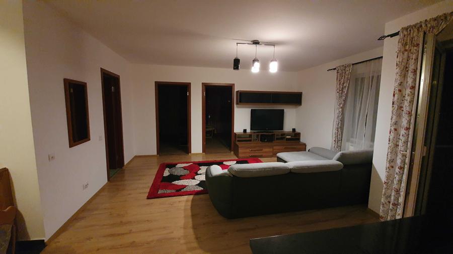 Apartament cu 2 camere decomandat în Florești