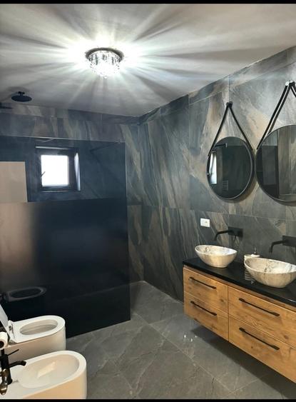 Casă cu 4 camere în Valea Cufundoasă