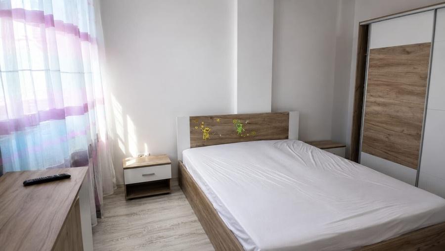 Apartament mobilat/utilat, loc de parcare, 5 min Metrou - 10
