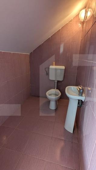 Apartament cu 3 camere semidecomandat, mobilat în Girocului