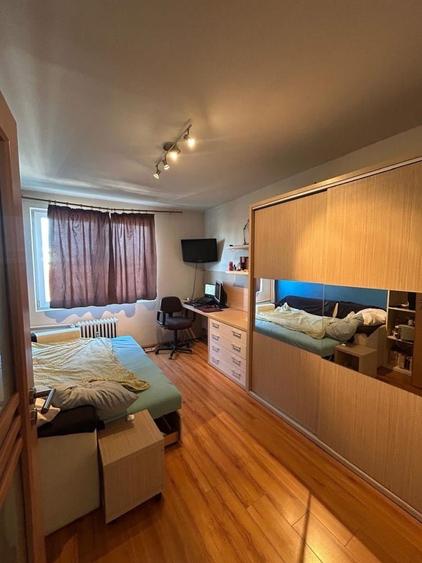 Apartament cu 3 camere decomandat în Ultracentral