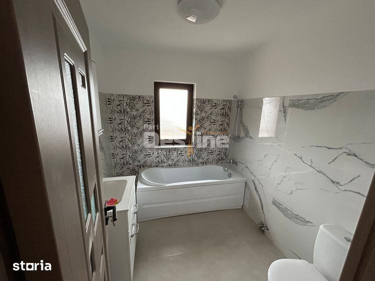 Casă cu 3 camere cu Teren 805 Mp în Dumbrava