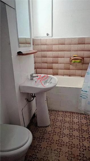 Garsonieră semidecomandată în Teiul Doamnei