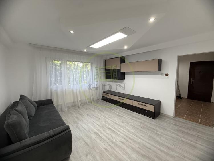 Apartament 3 camere, 63.8 mp, Centru - 1