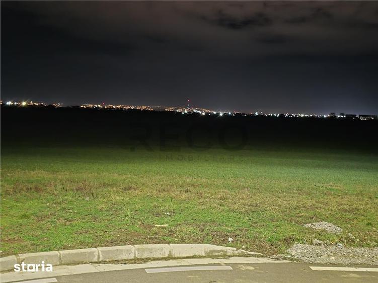 Casă cu 4 camere cu Teren 300 Mp în Sântandrei