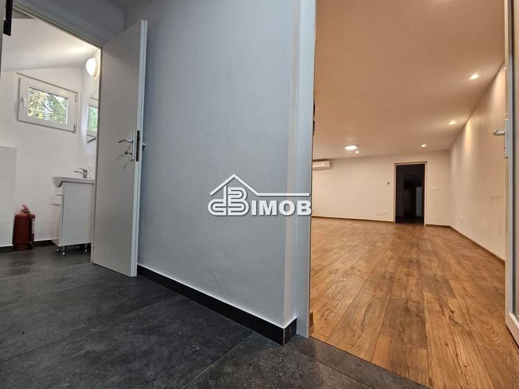 Casă individuală cu 4 camere cu Canalizare în Exterior Nord