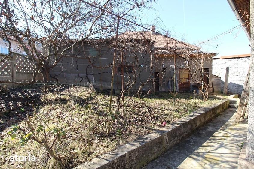 Casă cu 4 camere cu Teren 436 Mp în Hunedoara