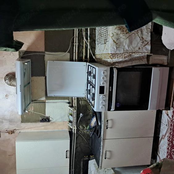 Casă cu Teren 2900 Mp în Cotu Vameș