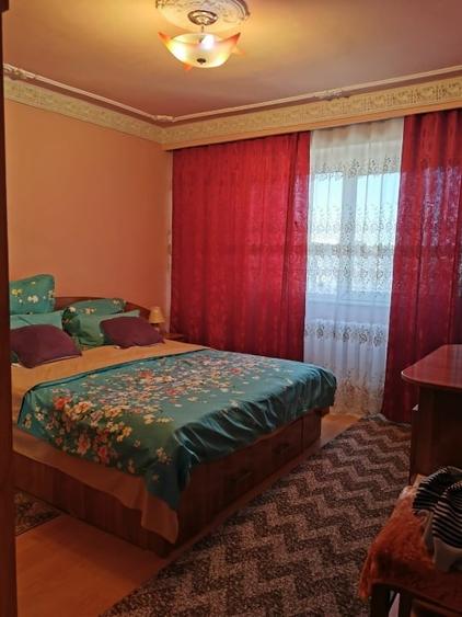 Apartament cu 2 camere decomandat, mobilat în Casa de Cultură