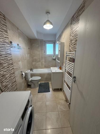 Apartament cu 2 camere decomandat în Apărătorii Patriei