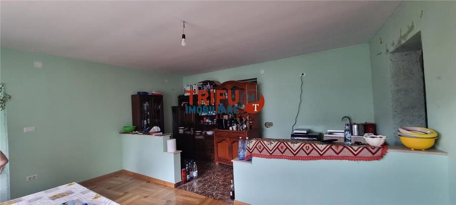 Casă cu 10 camere cu Canalizare în Ampoi 1