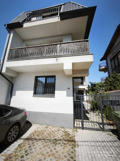 Apartament cu 2 camere semidecomandat în Bucureștii Noi
