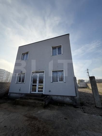 Spațiu comercial, de 138 mp, în Malu Mare