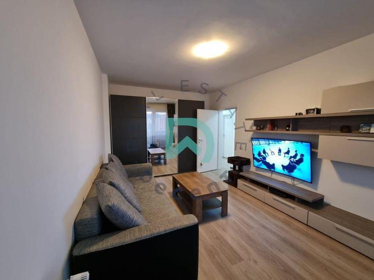 Garsonieră decomandată în Răcădău