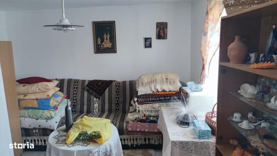 Casă cu 2 camere în Ingărești