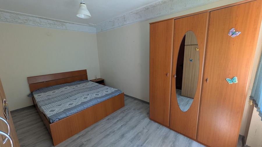 Apartament cu 2 camere nedecomandat în Astra