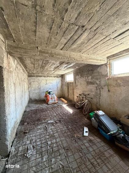 Casă cu 3 camere cu Teren 274 Mp în Zăvoi