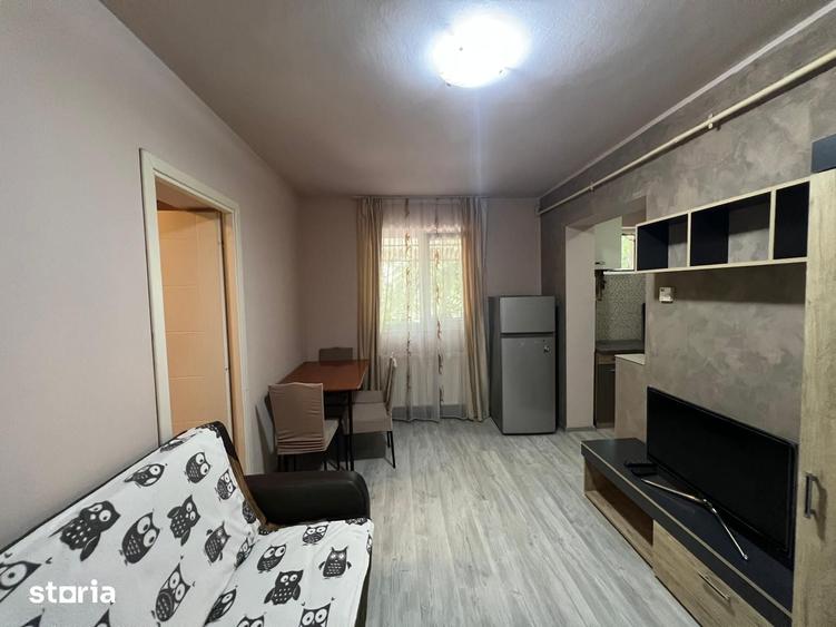 Apartament cu 2 camere în Micro 14