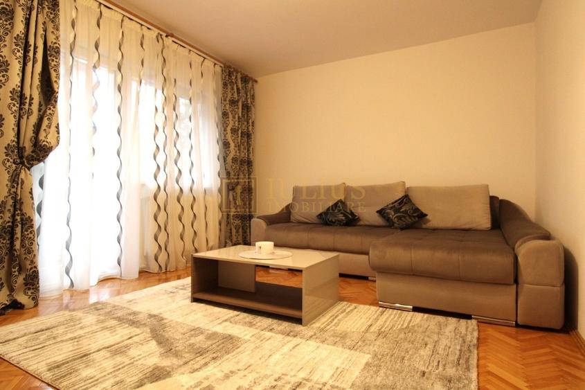 Apartament cu 3 camere decomandat în Soarelui