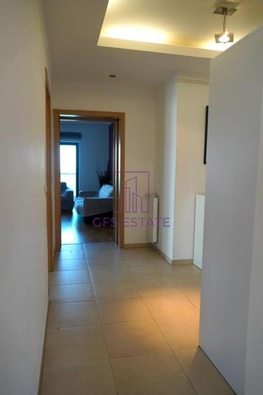 Apartament cu 3 camere în Tei