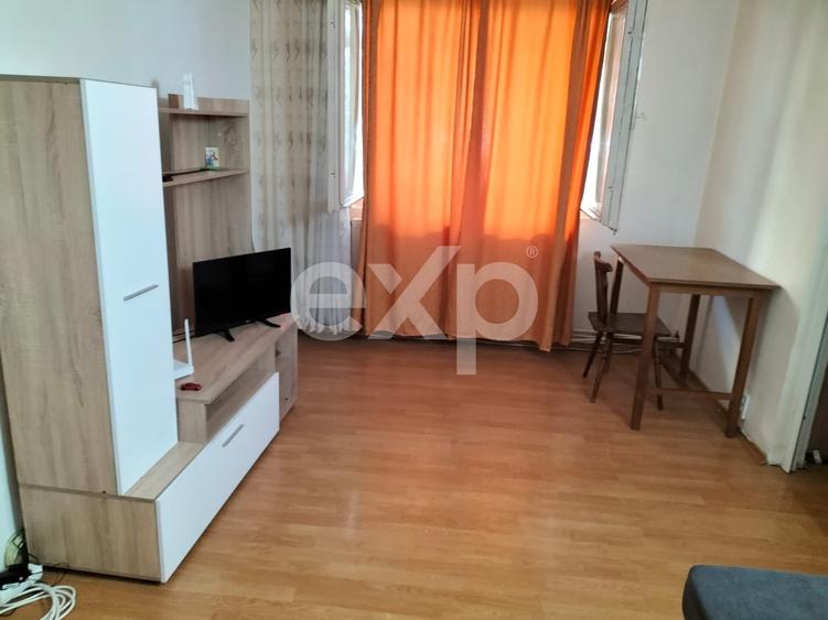 Apartament cu 2 camere semidecomandat în Banat