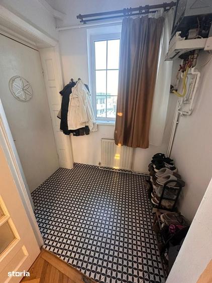 Apartament cu 3 camere semidecomandat în Central