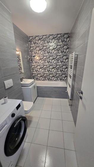 Apartament cu 2 camere decomandat în Avantgarden