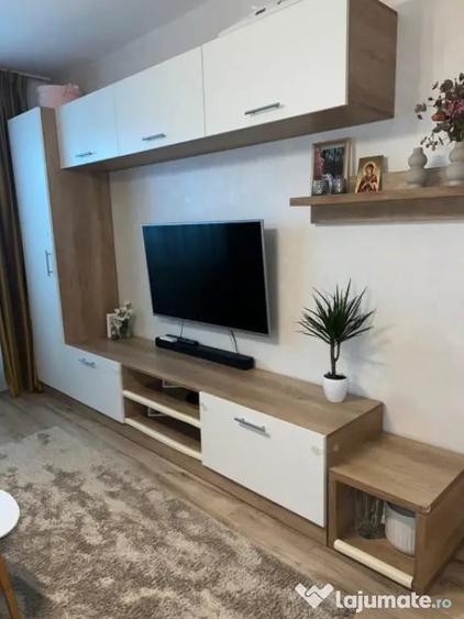 Apartament cu 2 camere decomandat în Sud