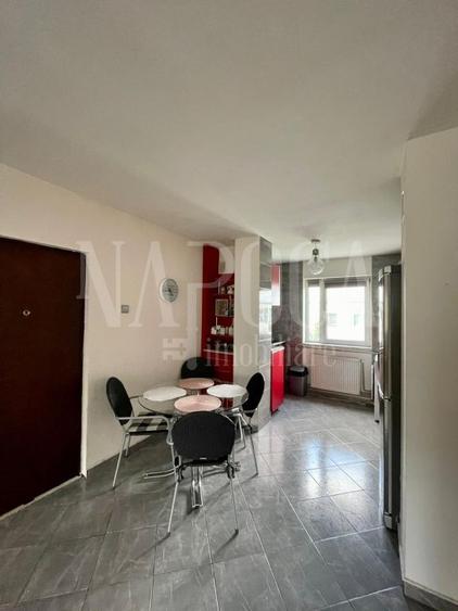 Apartament cu 4 camere decomandat, mobilat în Mănăștur