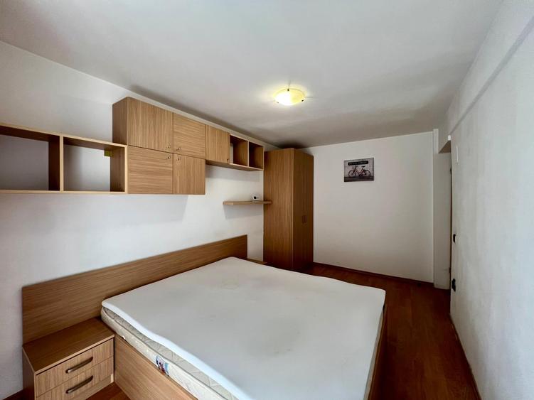 Apartament cu 2 camere decomandat, mobilat în Calea Turzii