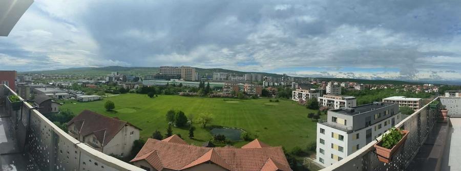 Apartament cu 3 camere decomandat în Calea Turzii