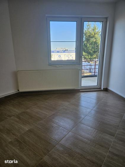 Spațiu comercial, de 20 mp, în Dârste
