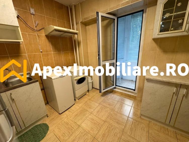 Garsonieră în Decebal