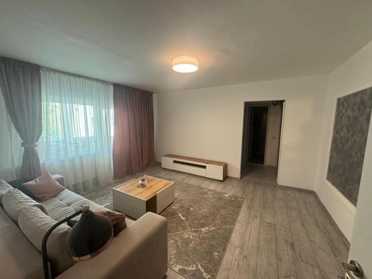 Apartament 2 camere semi-decomandat, 53 mp, etaj 1, zona Brazda lui Novac - 1