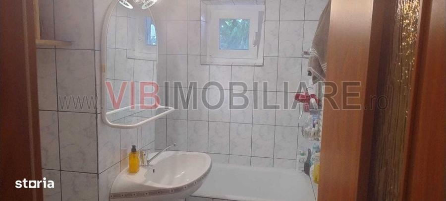Apartament cu 2 camere semidecomandat în Lipovei