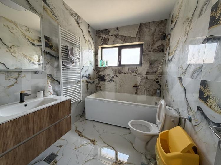 Casă individuală cu 4 camere cu Canalizare în Nord