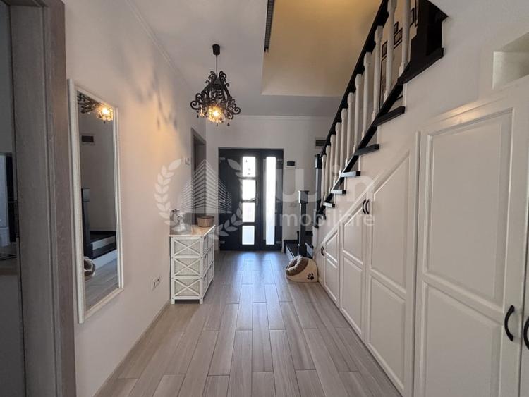 Duplex cu 4 camere cu Canalizare în Dâmbul Rotund