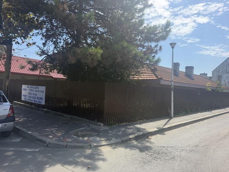 Casă cu 4 camere în Central