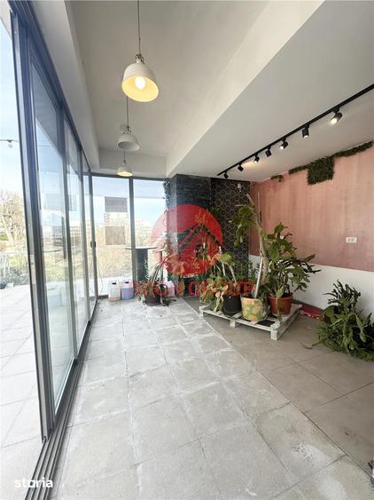 Spațiu comercial, de 160 mp, în Nord